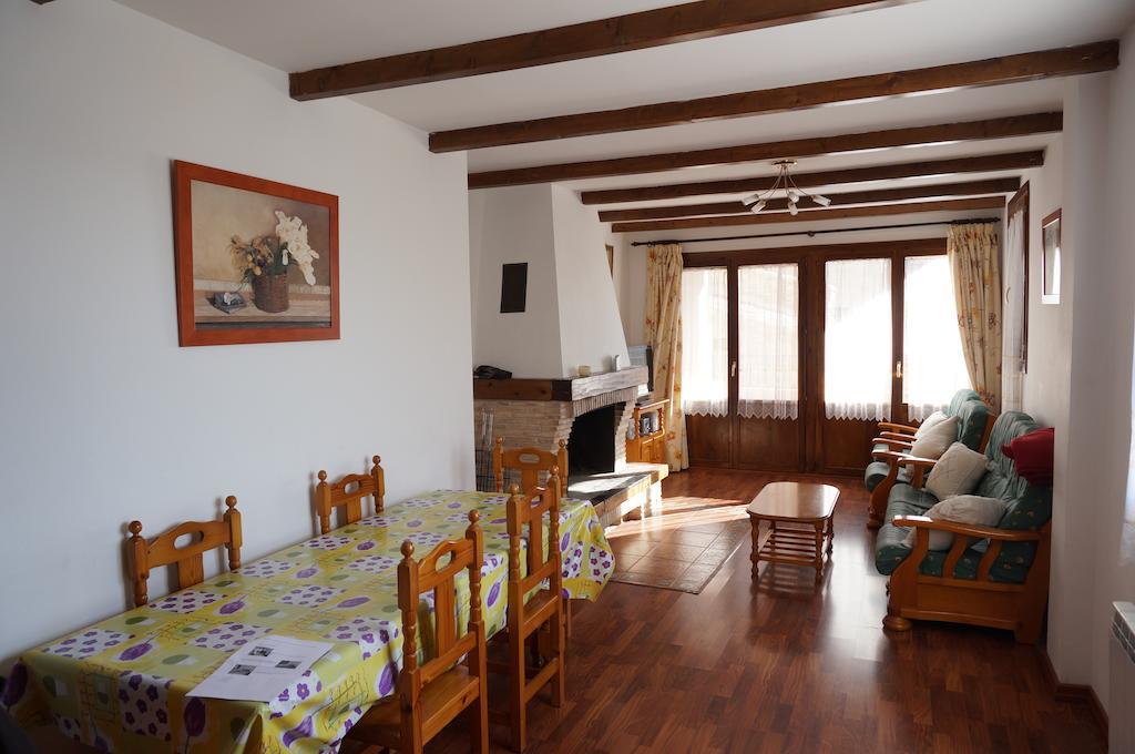 Casa Rural Os Arregueses Alquézar Exterior foto
